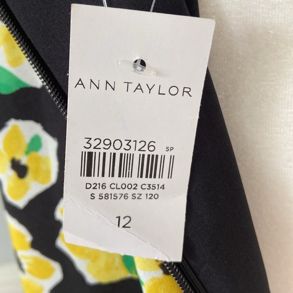 NWT Ann Taylor Floral Mock Neck Midi Flare Dress Floral Size 12 Black Yellow - Picture 11 of 15